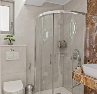 Haraki Hotel | KOUROS STONE SUITES