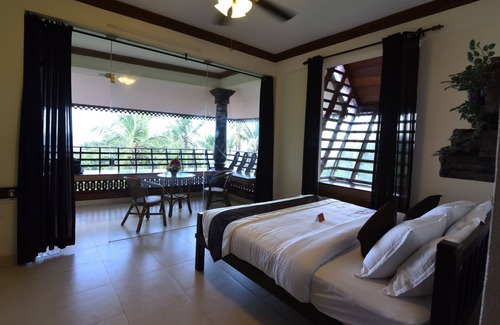 Kovalam Hotel | Kovalam Beach Hotel