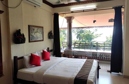Kovalam Hotel | Kovalam Beach Hotel