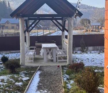 Mykulychyn House | Kozarik