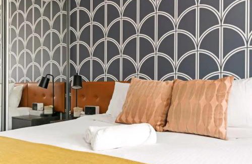 Haymarket Apartment | KozyGuru | Haymarket | Chic City Studio