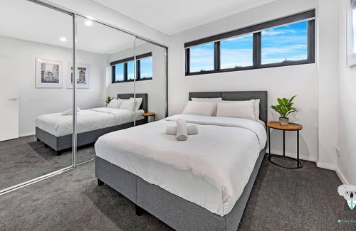Penrith Apartment | KOZYGURU PENRITH 3 BED APT FREE PARKING