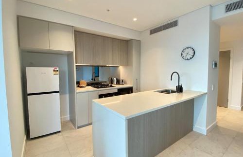 Rhodes Apartment | KozyGuru Rhodes Modern 2Bed Apt Parking& Views