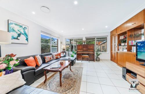 Rockdale Apartment | KozyGuru | Rockdale | Spacious Modern 2 Bedrooms Holiday Home