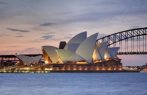 Kings Cross Apartment | KozyGuru | Rushcutters Bay | Elegant City Living