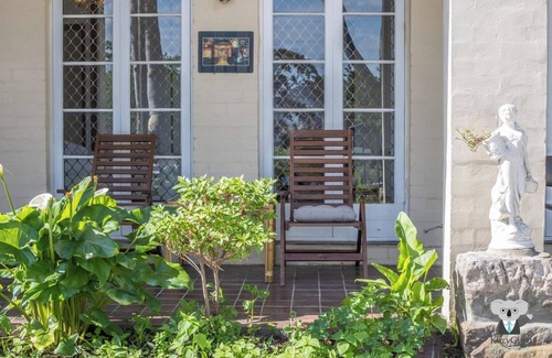 Thornleigh House | KozyGuru | Thornleigh | Charming Two-Bed Townhouse