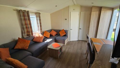Hopton Apartment | KP Holiday Home