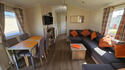 Hopton Apartment | KP Holiday Home