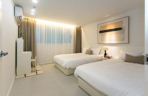 Gwangjin Apartment | Kpop Demon Hunters Huntrix Stay