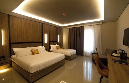 Vlore Hotel | Kraal Hotel