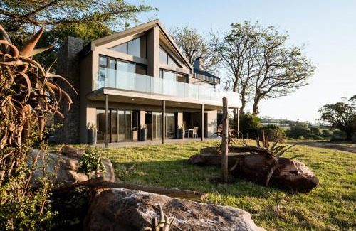 Port Elizabeth Cabin | Kragga Kamma Game Park