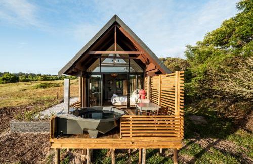 Port Elizabeth Cabin | Kragga Kamma Game Park