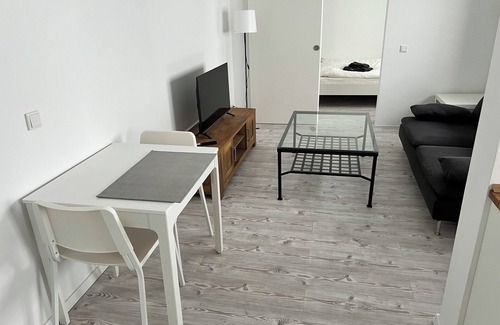 Krefeld Apartment | Krefeld Ruhiges Apartment in der 2. Etage. Mit Klimaanlage