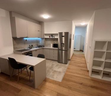 Zvezdara Apartment | Krfska Lux by Magenta