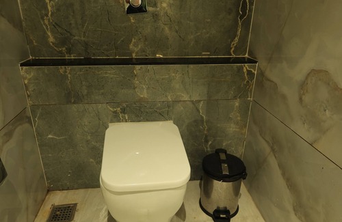 Khargone Resort | Krishna Hotel And Resort
