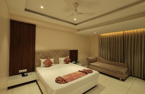 Khargone Resort | Krishna Hotel And Resort
