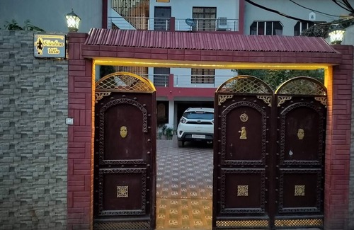 Varanasi Villa | Krishna Villa