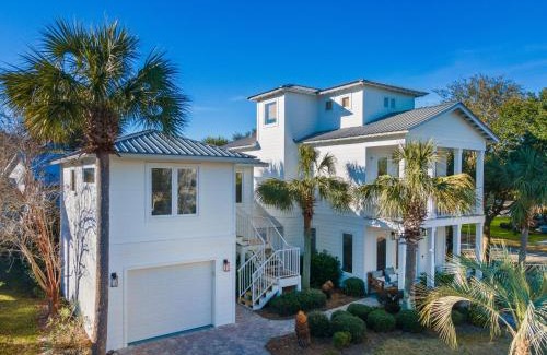 Santa Rosa Beach Apartment | Kriss Carriage