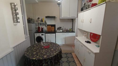 Saint-Simon Apartment | Kristina