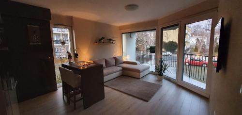 Balatonalmadi Apartment | Kriszta Residence