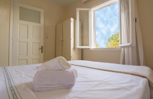 Faraklata House | Kroussos Cottage