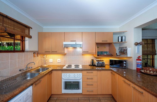 Hazyview Ski Chalet | Kruger Park Lodge Unit No. 246