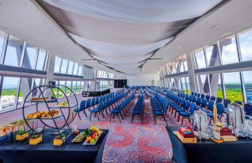 Downtown Cancun Hotel | Krystal Urban Cancun & Beach Club