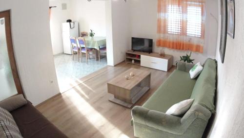 Tribunj Apartment | Kuća Zdenka