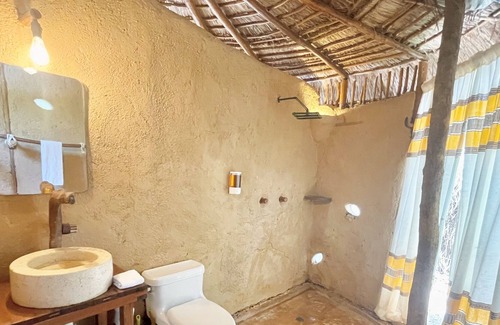 Chemuyil House | Ku Kuk Glamping – Domo Semilla