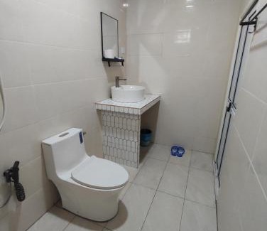 Kampung Kedawang Hotel | Ku's Roomstay 2 - Free Netflix & Wifi