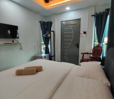 Kampung Kedawang Hotel | Ku's Roomstay 2 - Free Netflix & Wifi