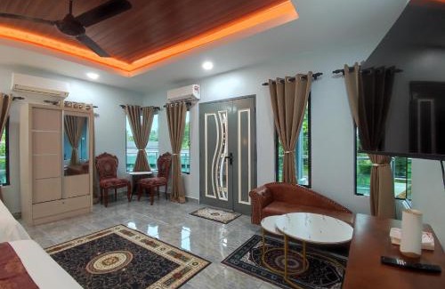 Kampung Kedawang Hotel | Ku's Roomstay 2