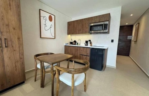 La Veleta Apartment | Kualé Retreat Private Hot Tub + Minimalism+