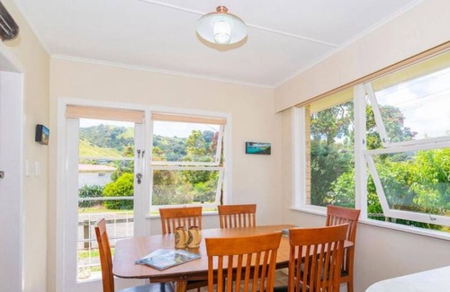 Kuaotunu House | Kuaotunu Beach House - At the Beach, Lukes, Cafe & Store
