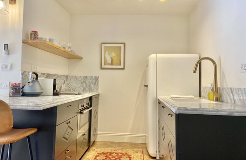 American Colony Apartment | Kubler's House- By Beach Apartments TLV
