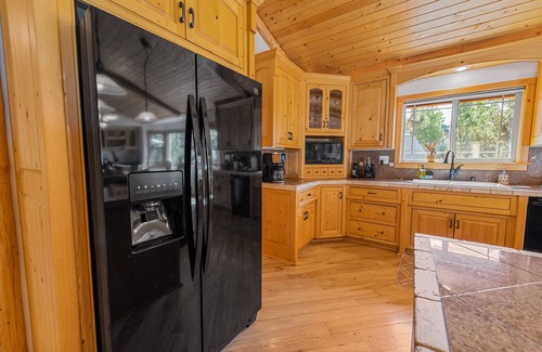 Castle Glen Estates Cabin | Kubo Del Sol