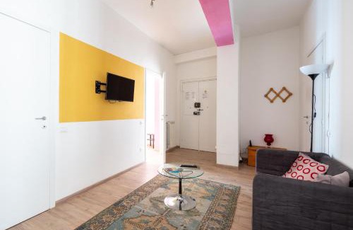Aulla Apartment | Kubrick by Luce Stellata