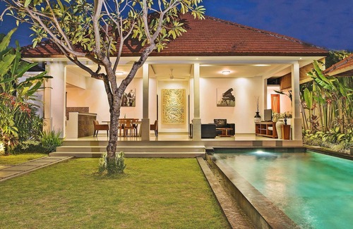 Kerobokan Villa | Kubu Manggala Villas Seminyak