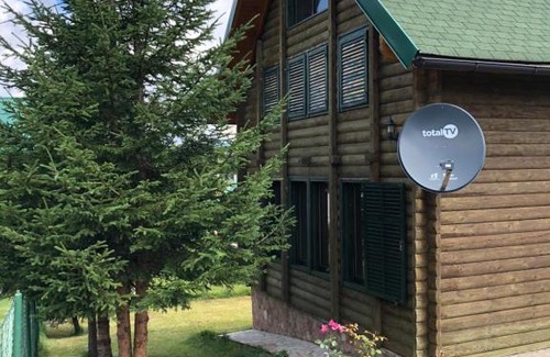 Zabljak Apartment | Kuca u borju - House in pines