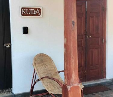 Midigama Apartment | Kuda Gads