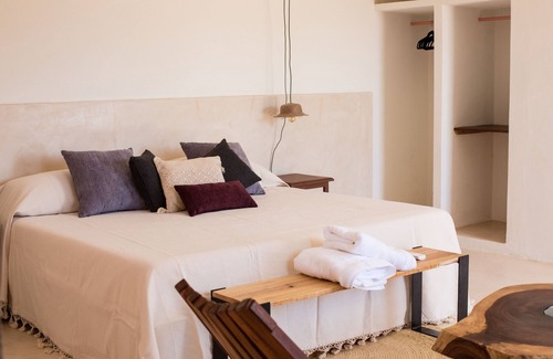 Centro Hotel | Kuka y Naranjo