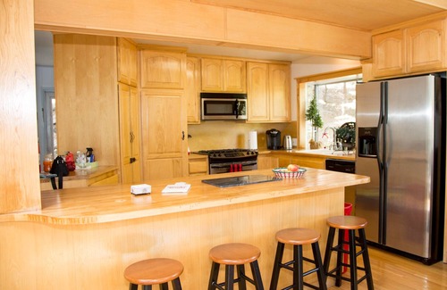 Blue Jay House | Kuki's Boat House