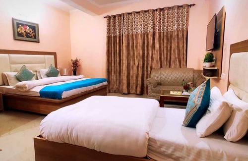 Bhagsu Nag Hotel | Kumar Residency