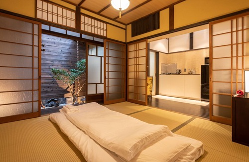 Central Kyoto Villa | Kumo Machiya Imperial Palace Minami（雲小舟）