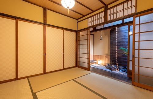 Central Kyoto Villa | Kumo Machiya Imperial Palace Minami（雲小舟）