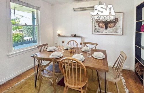 Jindabyne House | Kumquat Cottage