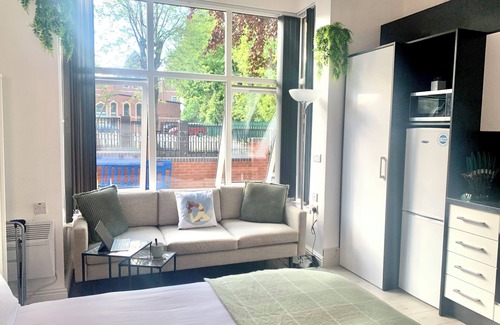 Moseley Apartment | Kunda House Church Rd