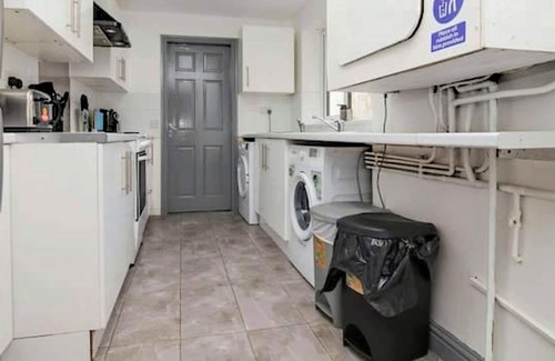 Balti Triangle House | Kunda House O Grange