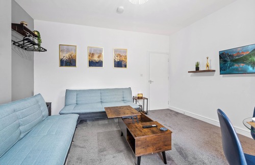 Stirchley Apartment | Kunda House Pershore 1276B