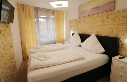 Schluchsee Apartment | Kurhotel Schluchsee App 1003 - Ferientraum - mit Indoorpool, Sauna, Schluchsee
